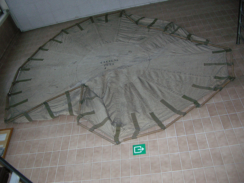 002-sm